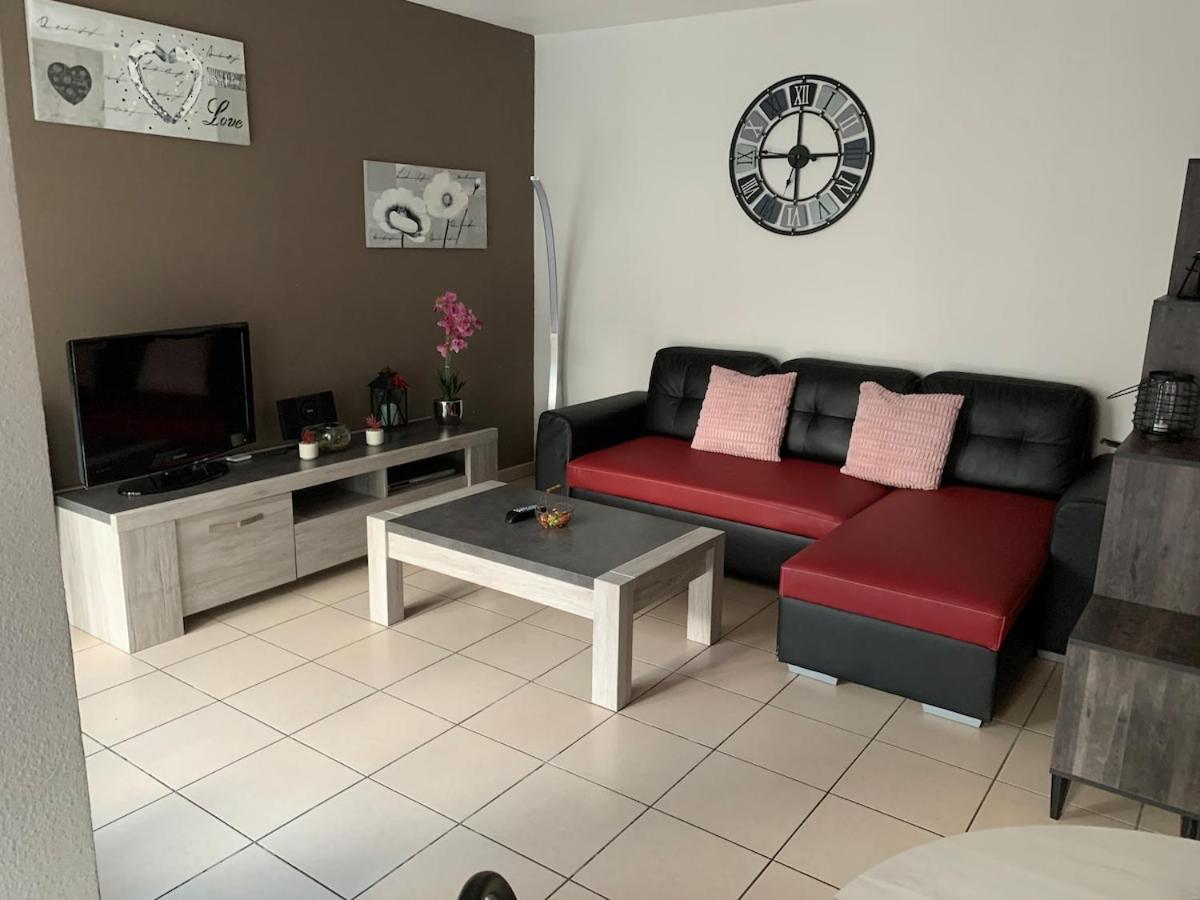 L Edelweiss Et Sa Piscine Apartman Albertville Kültér fotó